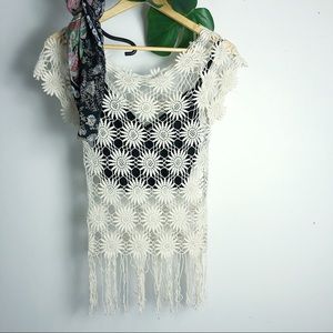 Vintage crochet sunflower ‘90’s top.